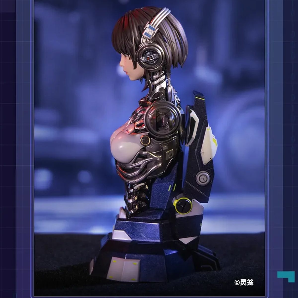 New Figure Smell: Is ABS Off-Gassing Harmful? | FigureCosmos collectible busts