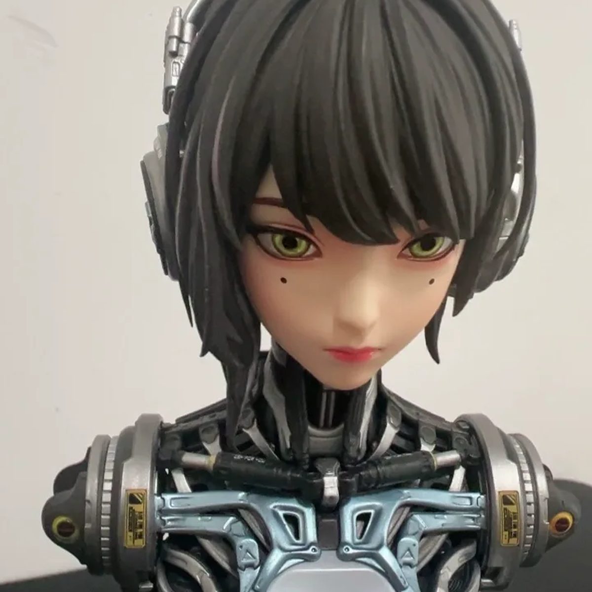 What Does 1/4 Scale Mean for a Bust? | FigureCosmos collectible busts