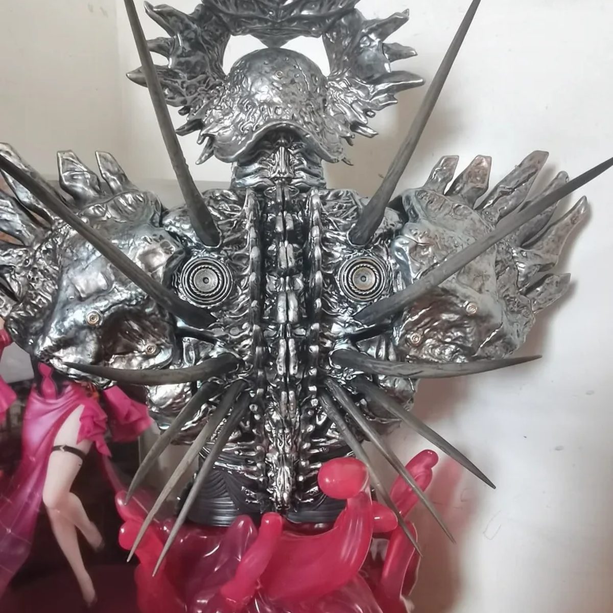 LINGCAGE Collecting Guide: Where to Start and What to Avoid | FigureCosmos collectible busts