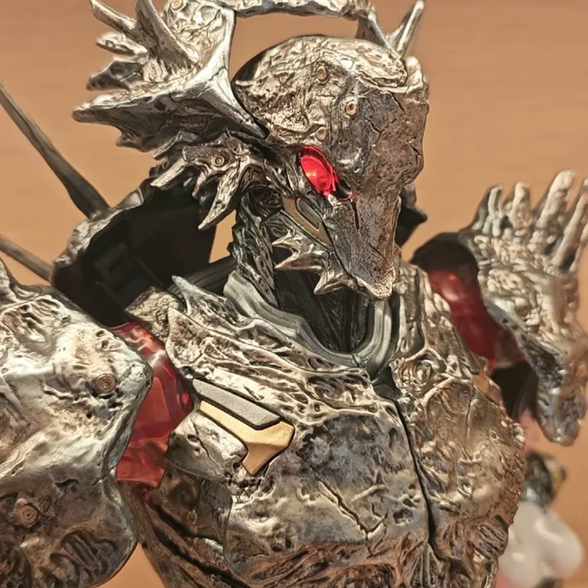 Can Sunlight Damage a Polystone Figure? UV Damage Explained | FigureCosmos collectible busts
