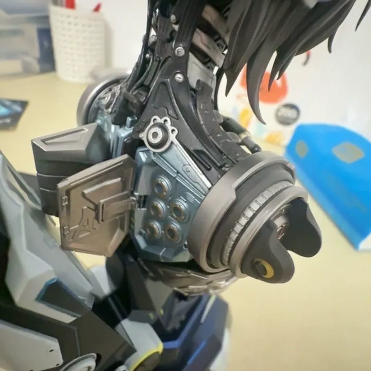 Bust vs Full Figure: Which Collectible Format Should You Buy? | FigureCosmos collectible busts